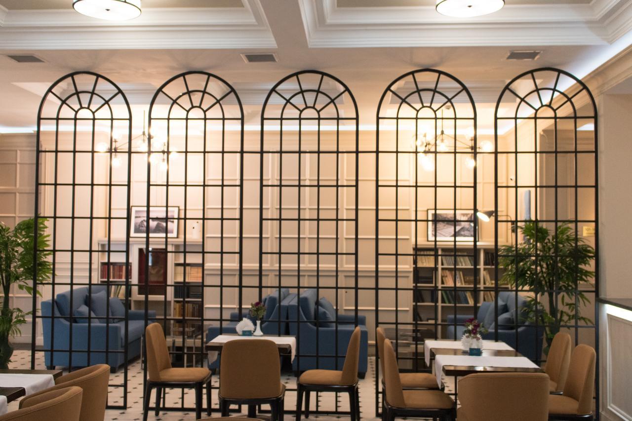 Madison Ave Hotel Bişkek Dış mekan fotoğraf
